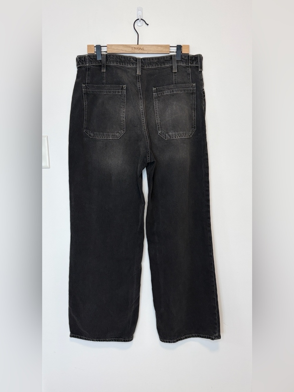 Free People Black Wide-Leg High-Rise Rolled Cuff Jeans EUC Size 31 - Picture 5 of 11